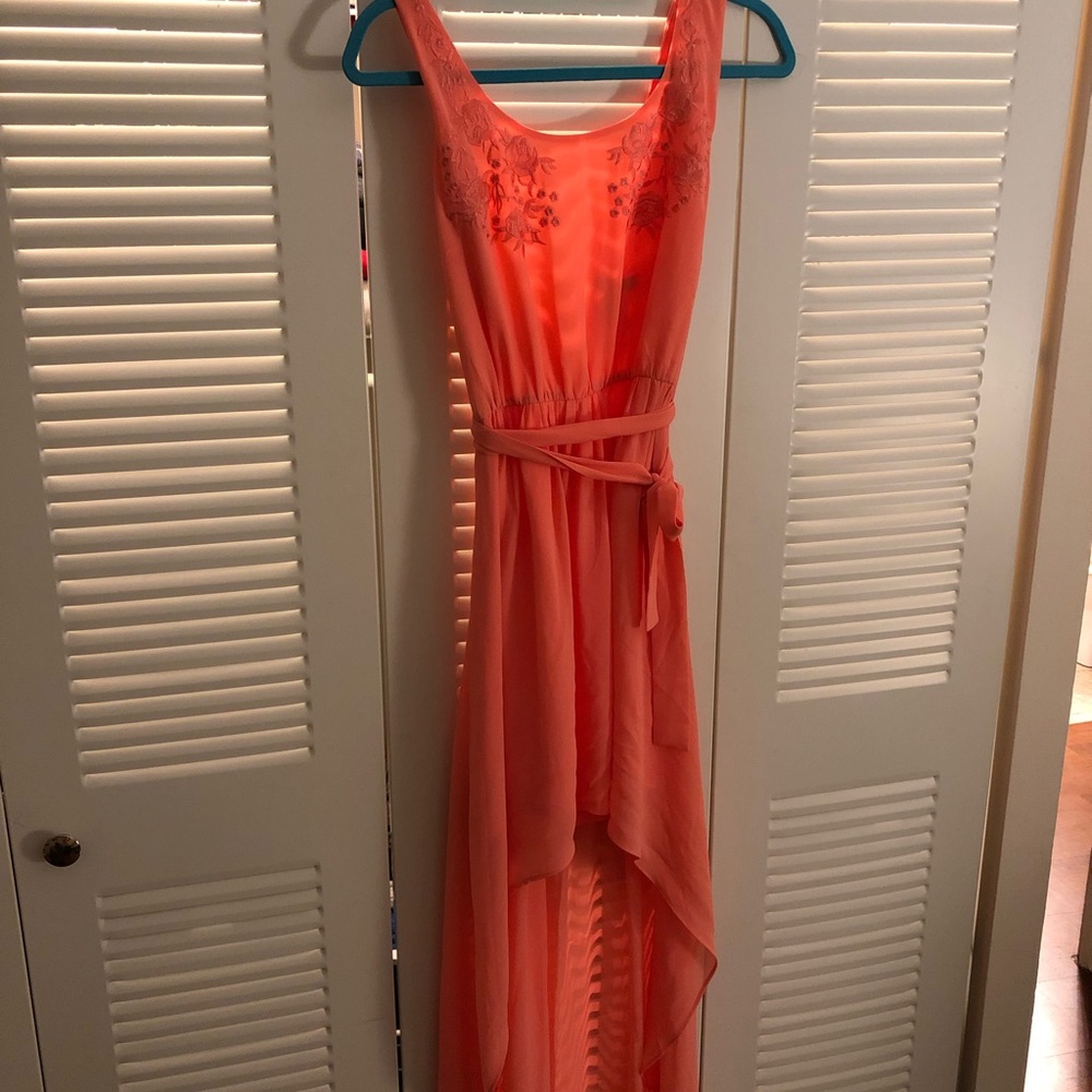 Melon high low dress with belt